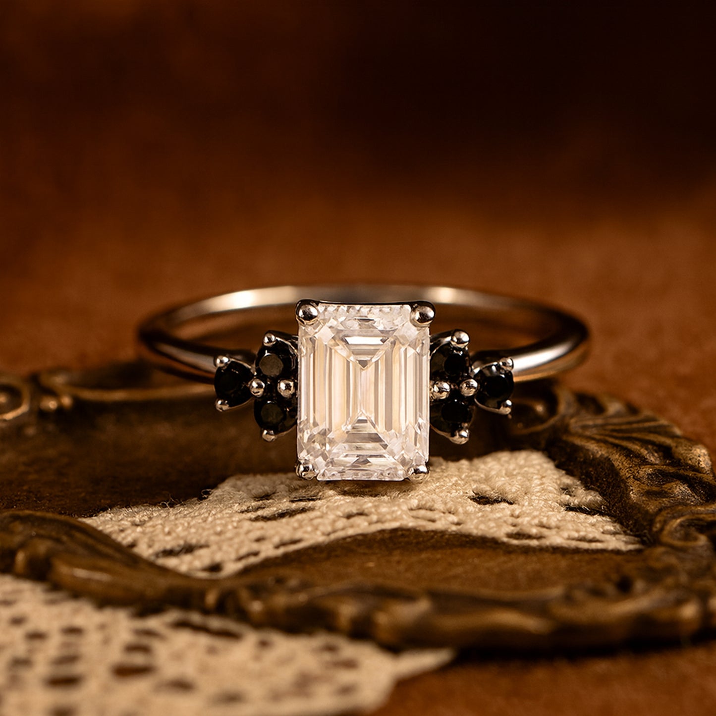 14K Yellow Gold Vintage Wedding Band Emerald Rings