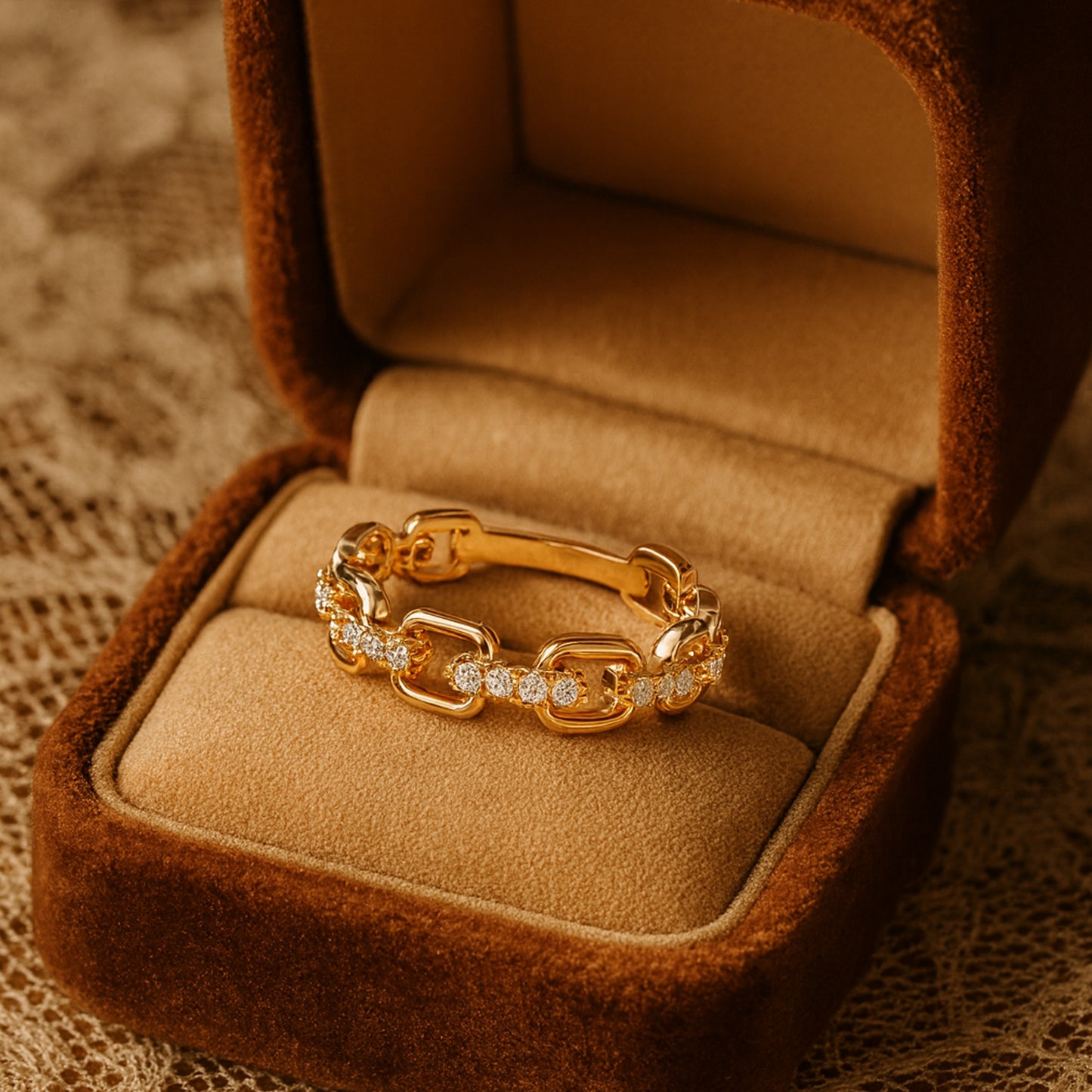 Luxury gold chain link ring with sparkling diamond accents