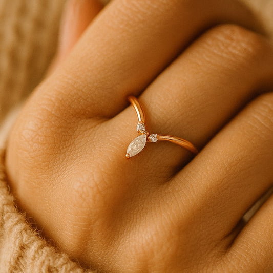 Vintage Curved Wedding Ring In Yellow Gold Featuring Marquise Cut Moissanite Diamond Alternative