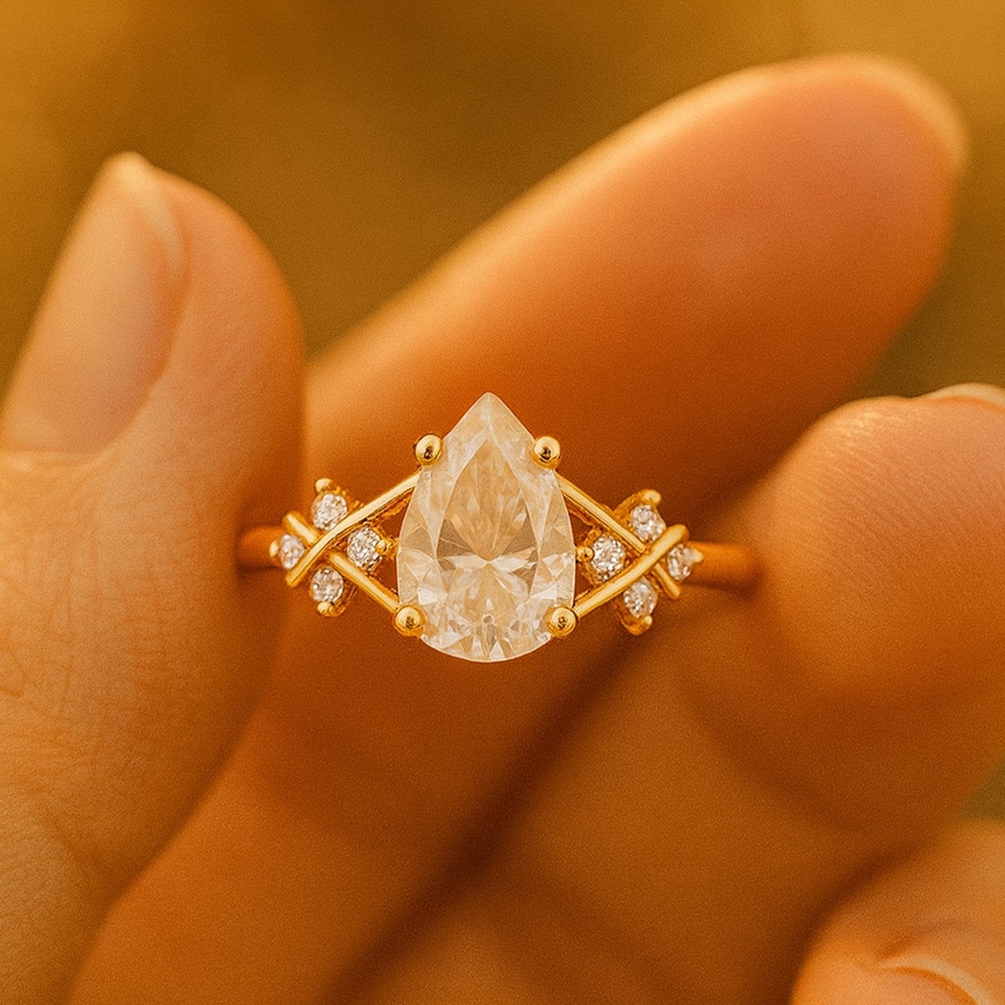 Wedding Band Ring Luxury Pear Cut Diamonds Sparkling Side Stones Rings