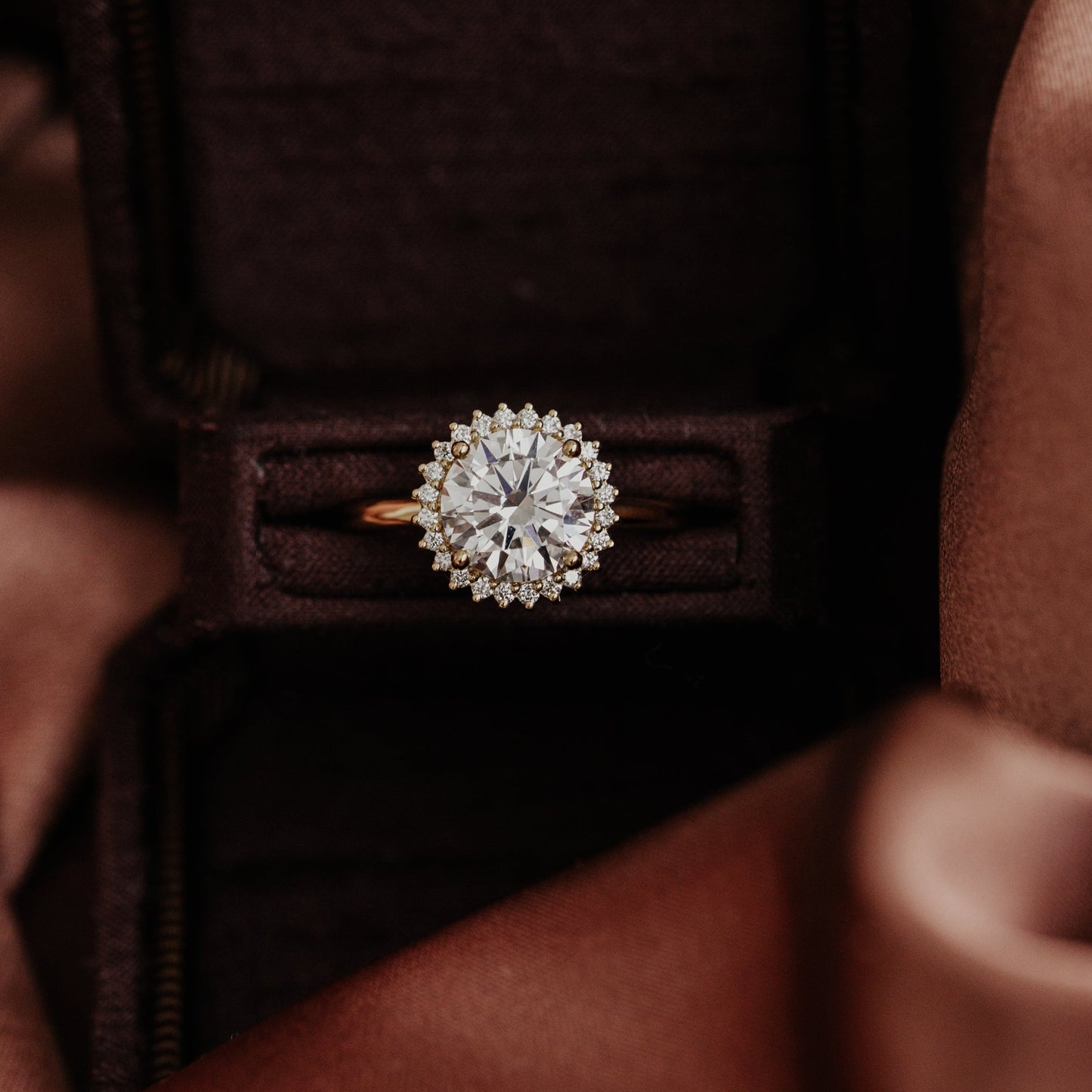Promise Ring in 14K gold with round diamond & starburst halo on a thin band. Diiro’s USA-best fine jewelry for engagements, anniversaries & special gifts.