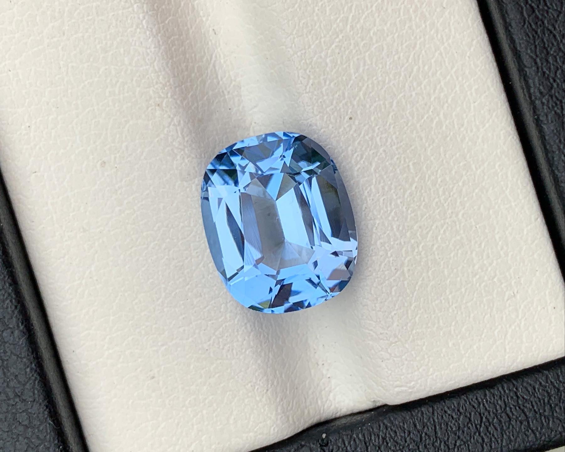 Pisces Birthstone Guide - Meaning & Benefits