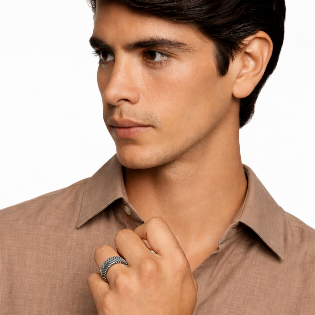 Modern Men’s Band Featuring Chevron Pattern And V-Shaped Design
