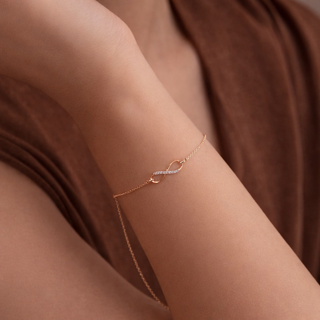 Diamond infinity bracelet for women in gold
