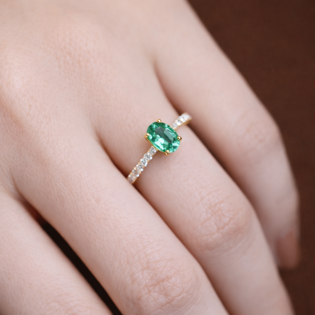 Elegant Oval Emerald Ring With Diamonds
