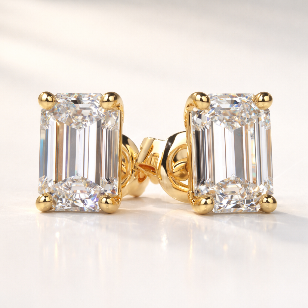 White Gold Round Diamond Stud Earrings
