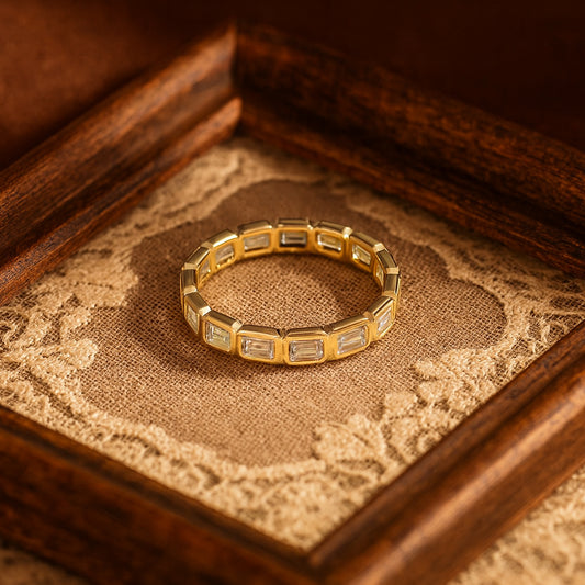 Gold Baguette Diamond Band Modern Eternity Ring Harmony Band - Alternating Diamond & Emerald Ring