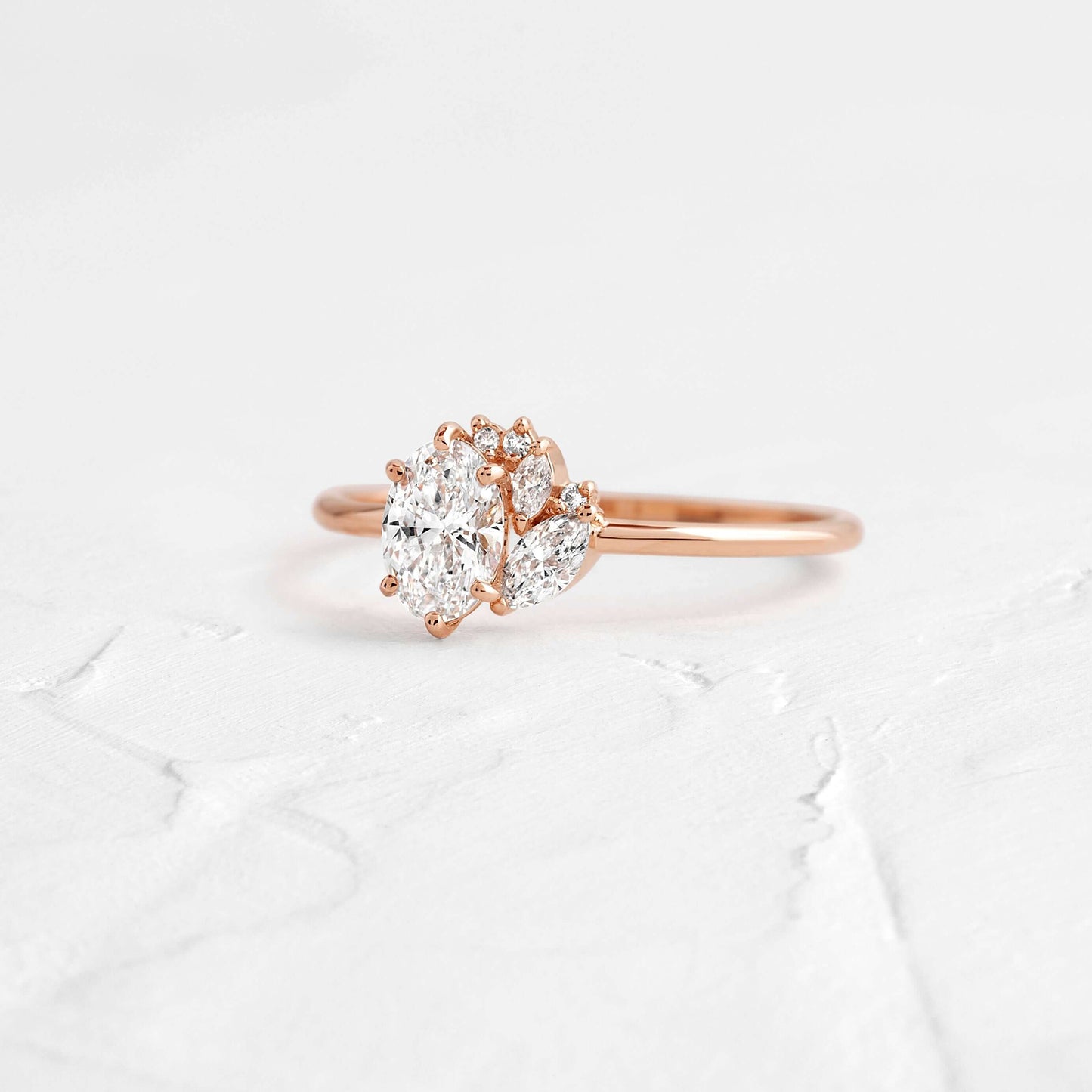 Luxurious Oval Stone Moissanite Ring, Cluster Halo Gold Engagement Fine Jewelry With Class