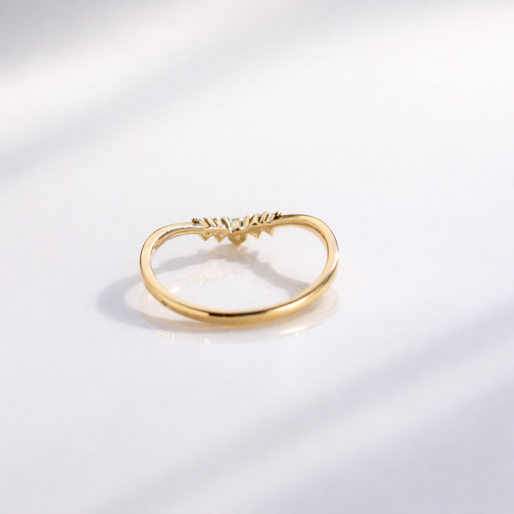 Elegant Curved V Shaped Diamond Or Moissanite Wedding Ring
