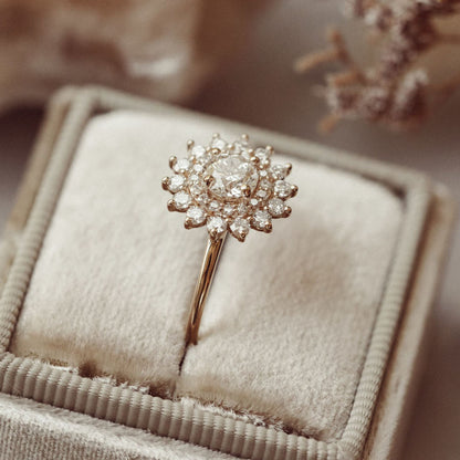 Wedding and Rings Vintage Moissanite Halo Engagement Ring for Women vintage wedding jewelry