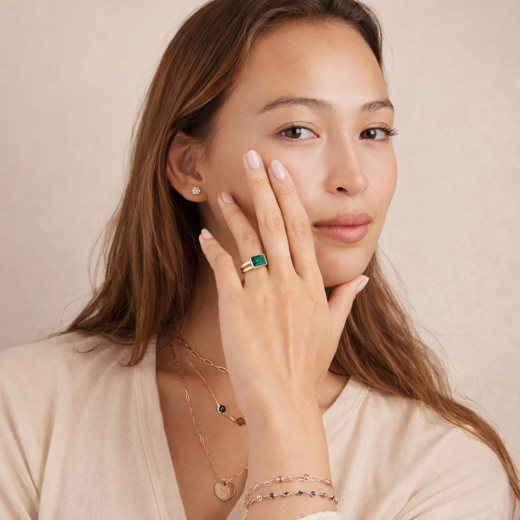 Green Gemstone Emerald Ring
