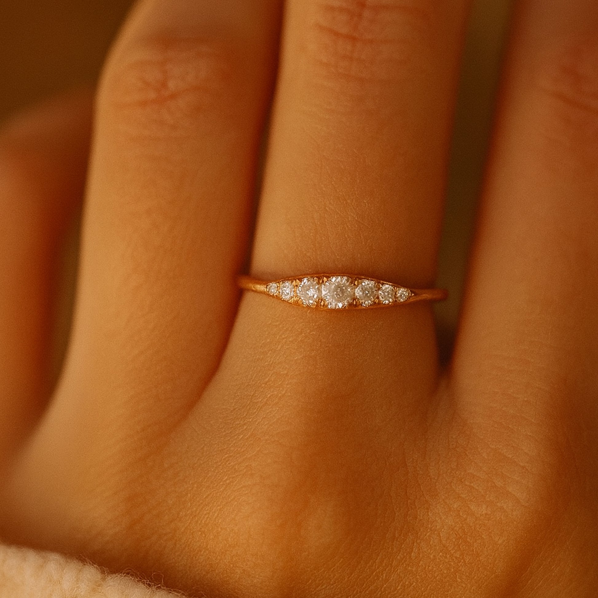 Brilliant Round Sapphire Ring September Birthstone Engagement Jewelry Bridal Anniversary Gift Love Wedding