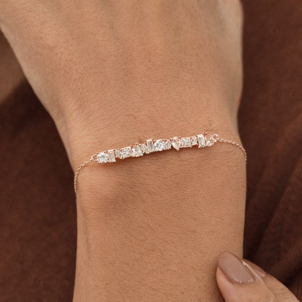 Cluster diamond bracelet with mixed cuts
