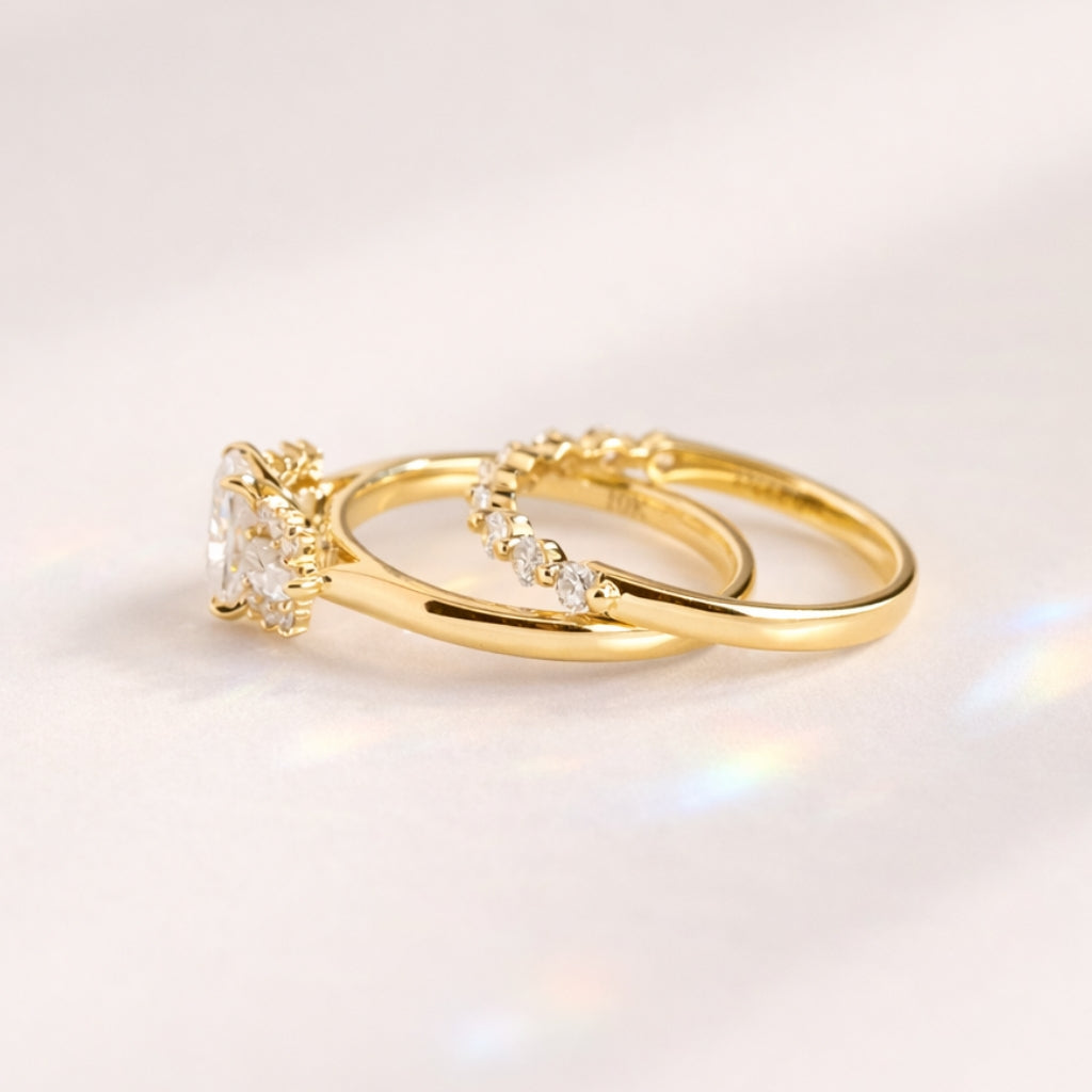 Oval Moissanite Ring With Diamond Style Wedding Band
