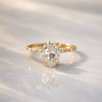 Oval Diamond Ring 1.5 Carat Oval Diamond Ring Yellow Gold.
