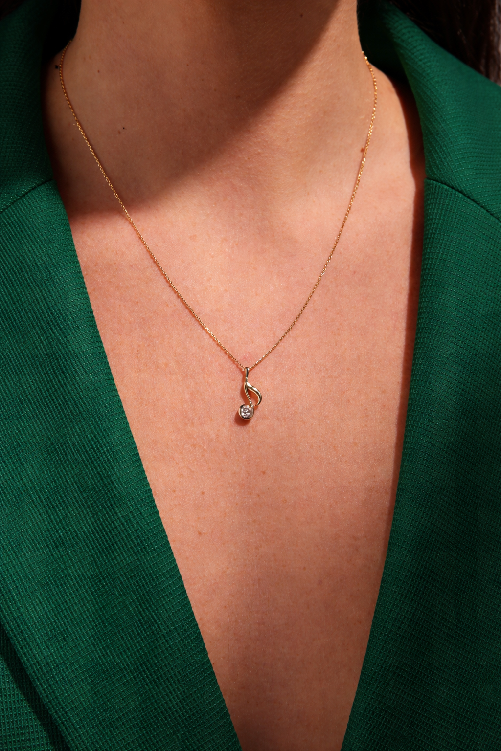 Moissanite Pendant In Music Note Pendant Design With Bezel Setting By Diiro
