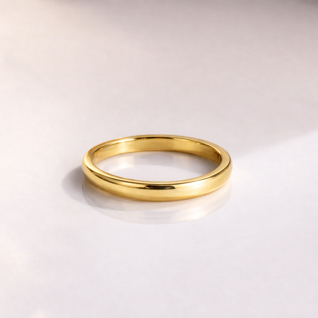 Simple Plain Wedding Band In Gold With Elegant Comfort Fit Style
