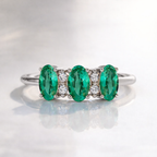 Oval Emerald Ring In Prong Setting

