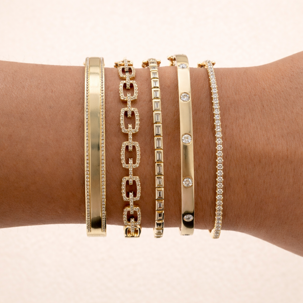 Round cut diamond chain link bracelet
