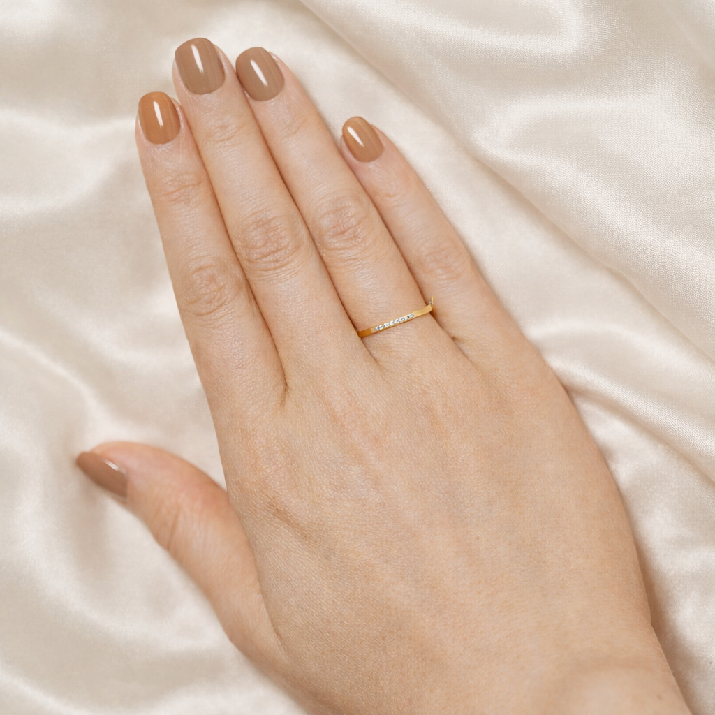 Elegant 5 Stone Wedding Band With Diamond Or Moissanite
