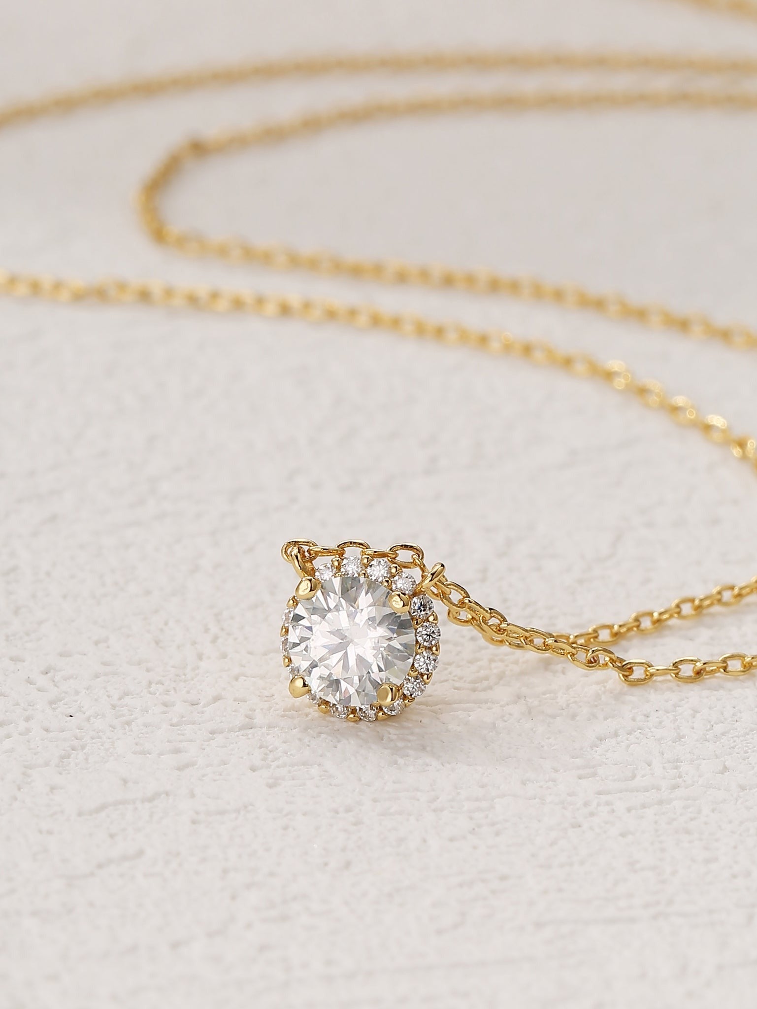 Premium Moissanite Pendant With Round Gold Pendant And Diamond Halo Pendant Design By Diiro