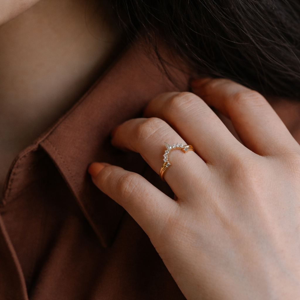 Curved Open Gap Wedding Band With Round And Pear Cut Diamond Design

