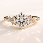 Round Cut Engagement Ring