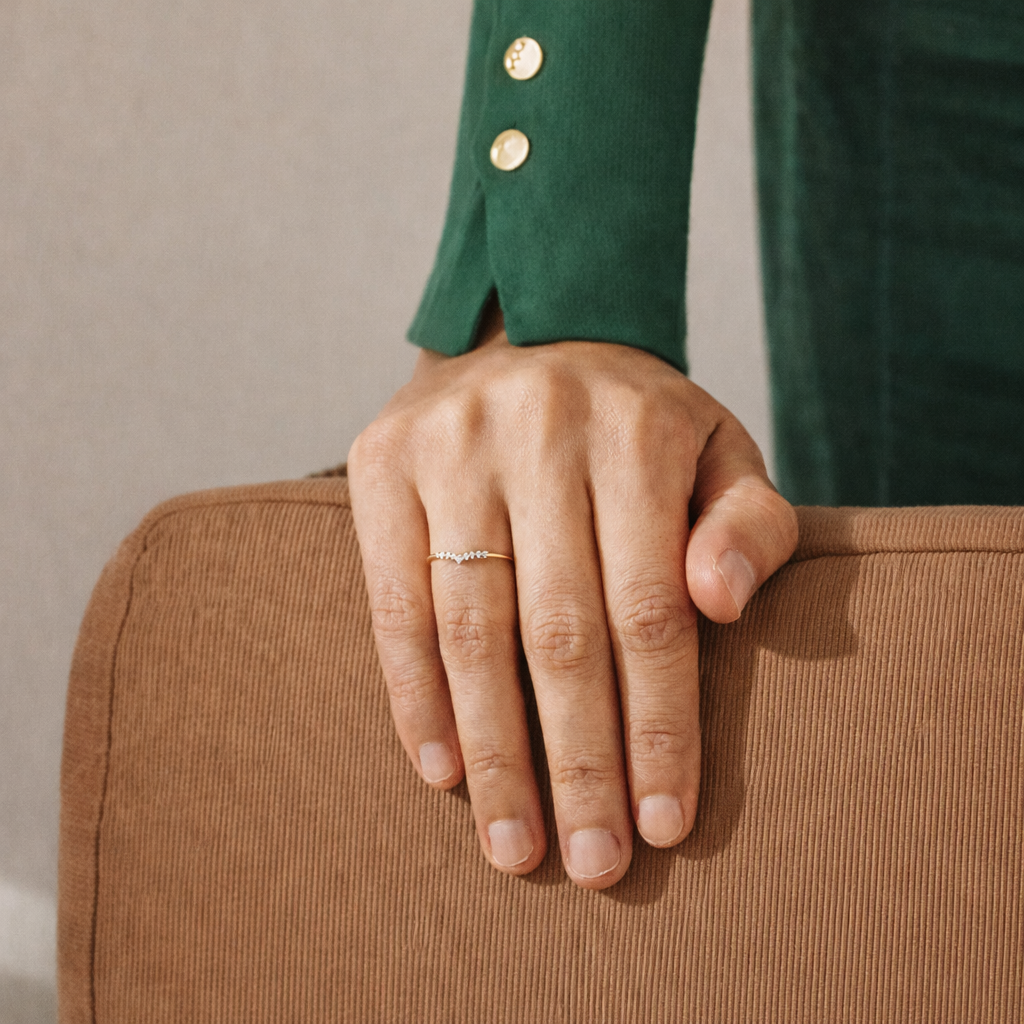 Moissanite Wedding Band Curved Diamond Design With Round Cut Stone Setting
