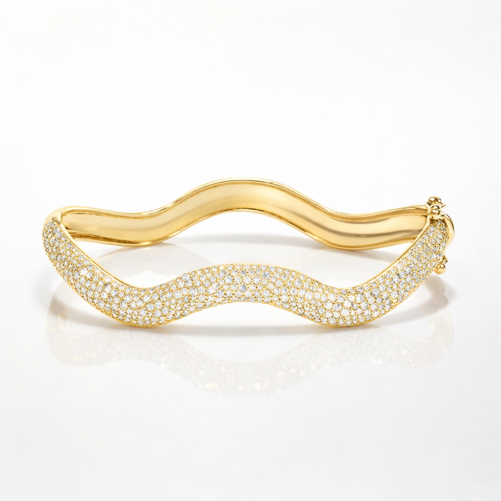 Round Cut Diamond Wavy Bracelet
