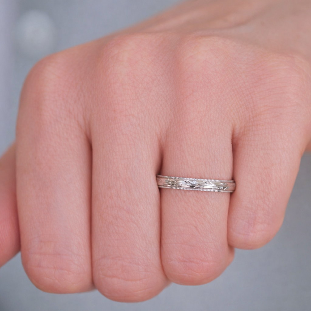 Round Brilliant Cut Diamond Rose Gold Mens Wedding Band Leaf Design Ring.
