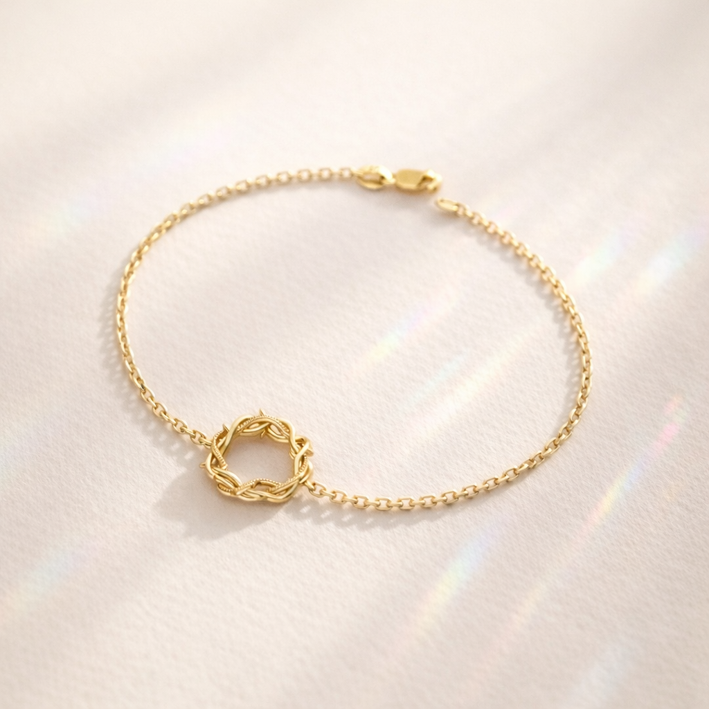 Simple Crown Of Thorns Bracelet Featuring Round Cut Moissanite
