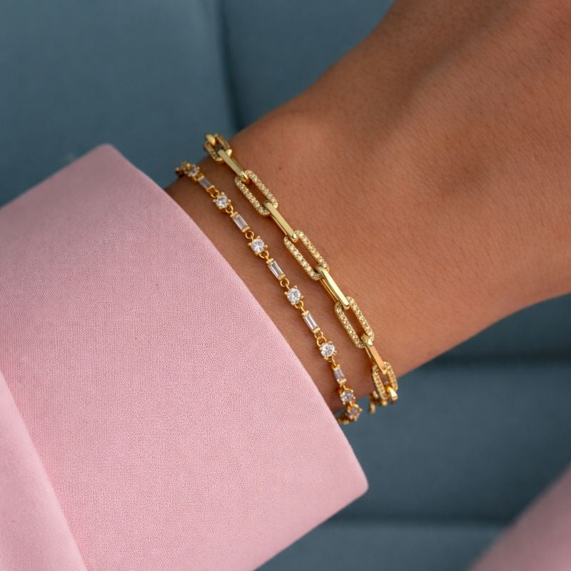 Dainty Paperclip Chain Bracelet With Subtle Sparkle