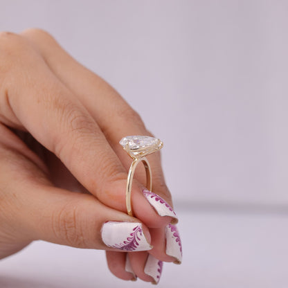 Best Valentine’s Day jewelry gifts for her, Toi et Moi diamond ring meaning, Romantic rings for girlfriend 2025, Pear and marquise cut diamond rings USA, Where to buy Valentine’s Day rings online USA