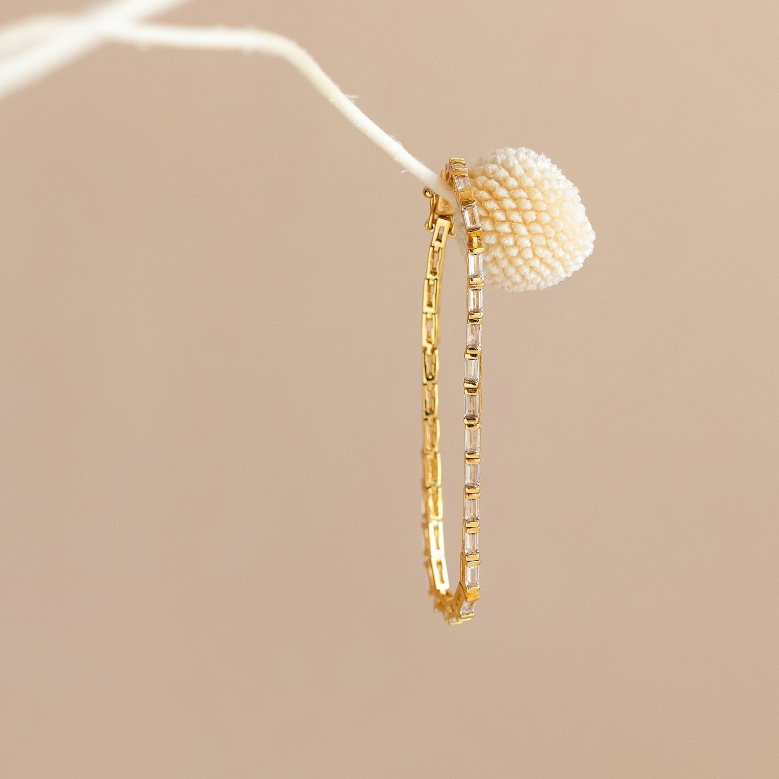 Diamond Tennis Bracelet Womens Elegant Design