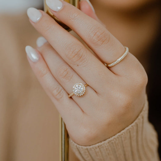 Promise Ring in 14K gold with round diamond & starburst halo on a thin band. Diiro’s USA-best fine jewelry for engagements, anniversaries & special gifts.