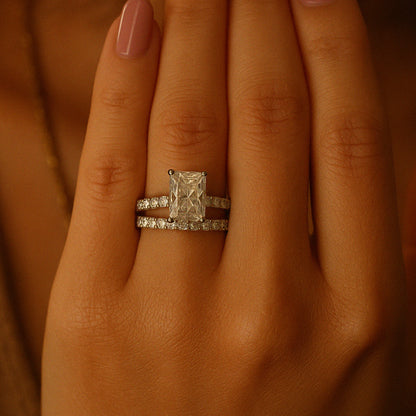 Wedding Rings Radiant Cut VVS1 Diamond Ring with Matching Diamond Band