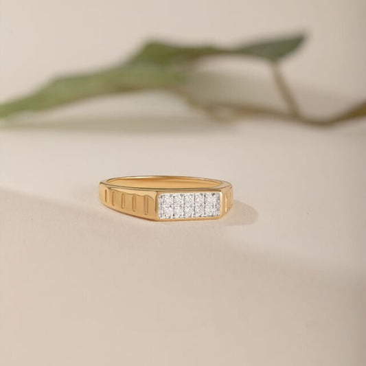 Married Ring for Man - 18K Gold Cluster Band with Pavé Center